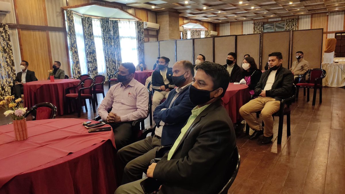 ShillongStpi's tweet photo. Sh. Manas Panda, Jurisdictional Director, STPI(Odisha, Bihar, Jharkhand &amp; NE), Sh. Subodh Sachan, Director, HQ and Director IT, Govt of Meghalaya had interaction with IT/ITES  Industry, #NEBPS &amp; #OctaNE startups on how to facilitate growth of respective sectors in NE @Omkar_Raii https://t.co/WZqjPem6Xg
