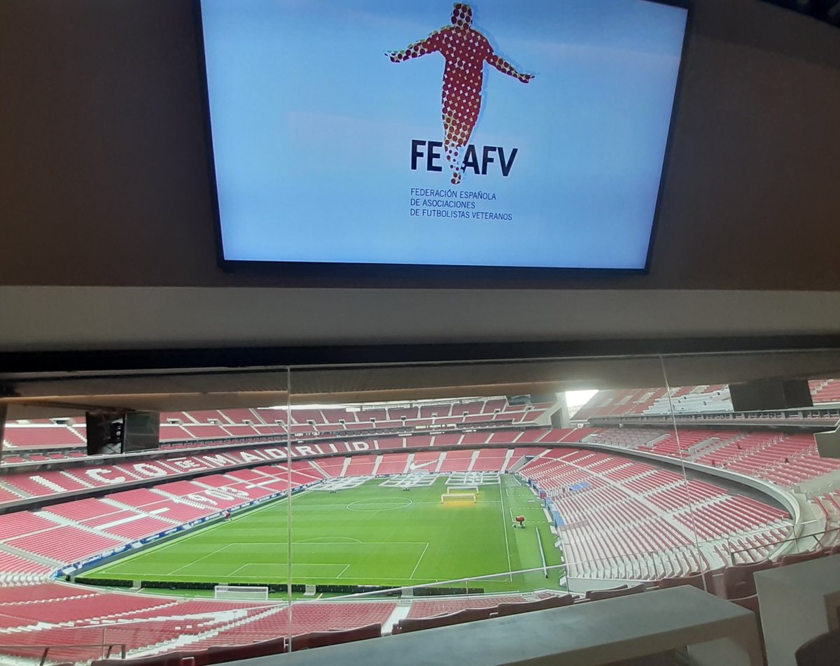 FEAFV's tweet photo. 🎂En el día del 16⁰ Aniversario de la #FEAFV estamos celebrando la 14ª Asamblea General Ordinaria y Extraordinaria en un perfecto escenario como es el Wanda Metropolitano, feudo del @Atleti https://t.co/4nkNt5HKwz