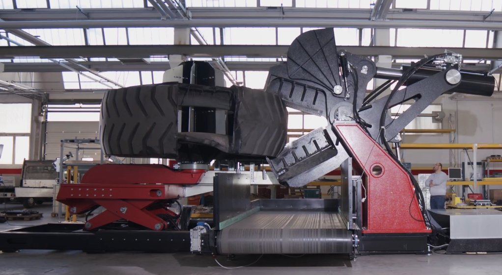 im_mining's tweet photo. #Trentino, Italy-based #Salvadori Srl is to supply its innovative #OTR #tyredownsizing technology for @Michelin's new 30,000 t/y #miningtyre #recycling plant in Chile's Antofagasta region which is under construction in collaboration with @envirosystemsAB https://t.co/U4q1xO2Ovg https://t.co/tg2s4L9AFS