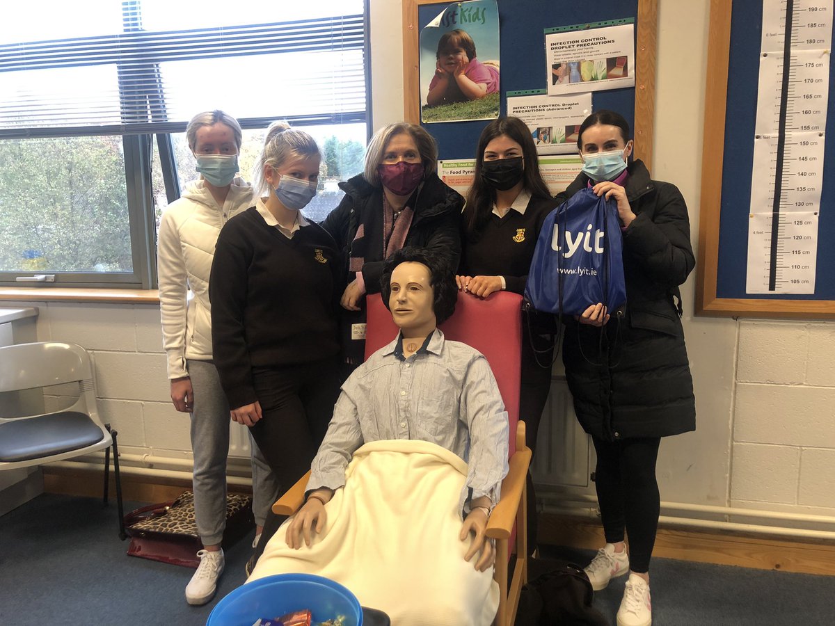 bernardine1234's tweet photo. Local secondary school students from Loreto Convent Letterkenny on campus at LYIT open day #intellectualdisabilitynursing #intellectualdisabilityprogramme #promisingcareer #nursing #nmbi #makingadifference https://t.co/x2g6UN9Zcw