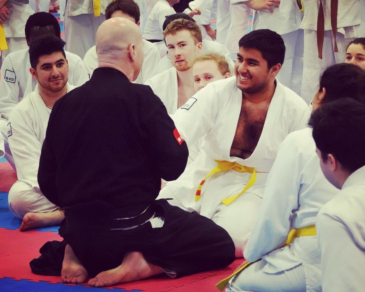 tjjf_chair's tweet photo. #ThrowbackThursday, #TBT - The Nationals‼️ ❤️
#Birmingham #Bhamgram #thisbham #LoveJitsu #JitsuFamily #JiuJitsu #JiuJitsuLifestyle #JiuJitsuLife #JiuJitsuForEveryone #MartialArts #SelfDefence #SelfDefense #TeamAston #AstonFreshers #AstonUni #AstonLife #WeAreAston https://t.co/O02qKxog4J