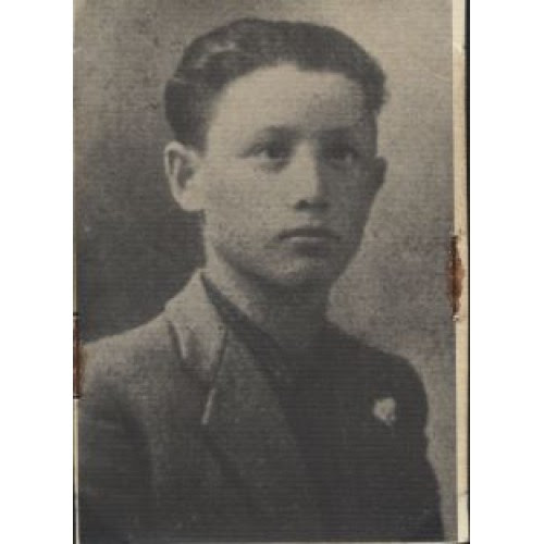 ANPI_Pianoro's tweet photo. #BarilliGiordano #anni18 Bracciante.
Militò nella 5a brigata #BonviciniMatteotti. Fu rastrellato dai #nazifascisti il #12novembre 1944, incarcerato a #Bologna e fucilato al #poligono di tiro il #18novembre 1944. https://t.co/QaasLbcxsu