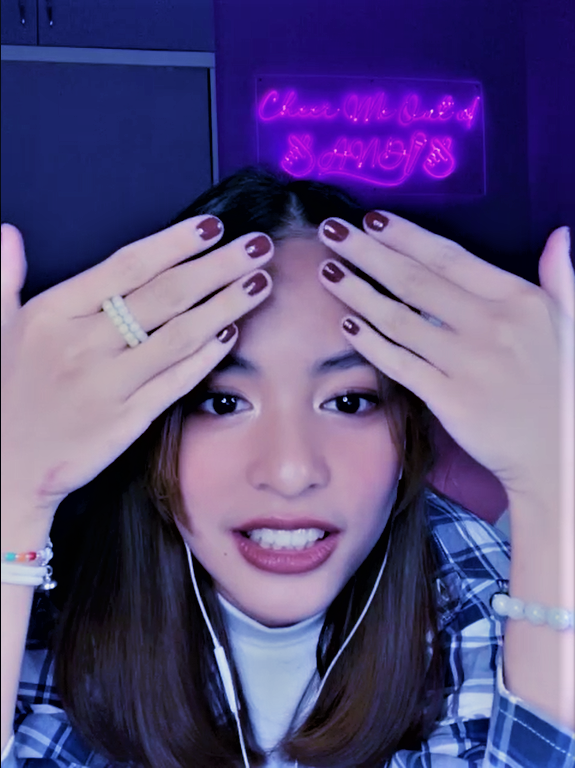 andiforevs's tweet photo. Our shorty with big dreams flexing her cute nails 💅💜

#AmdiAbaya | @iamandiabaya https://t.co/WedXQt9WG8