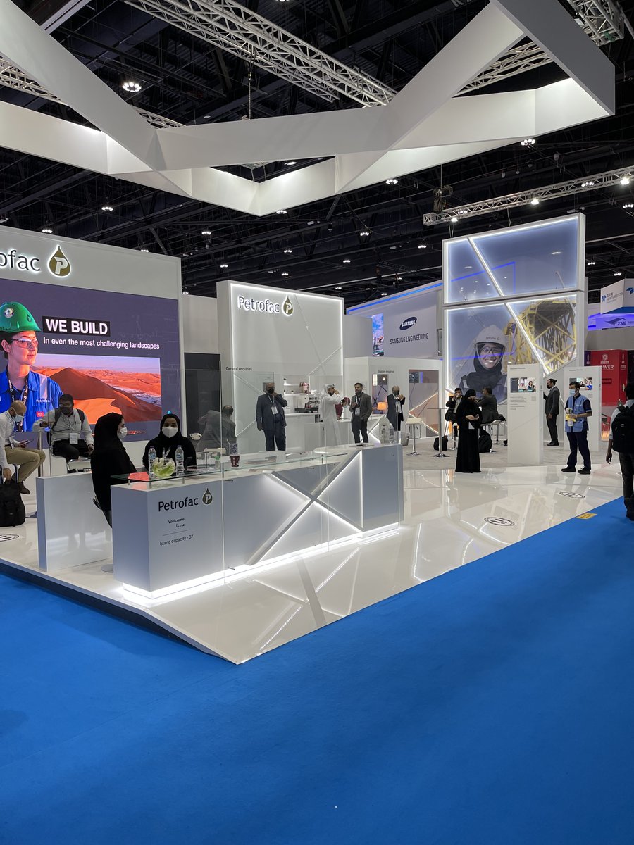 ProtemG's tweet photo. The French Embassador in the United Emirates discusses with Aymeric the challenging demands of the oil &amp; gas industry in the Middle East

#chanfreineusetubes #adipec #preparationsoudure #ambassadeurdefrance https://t.co/U5UzhHUunA