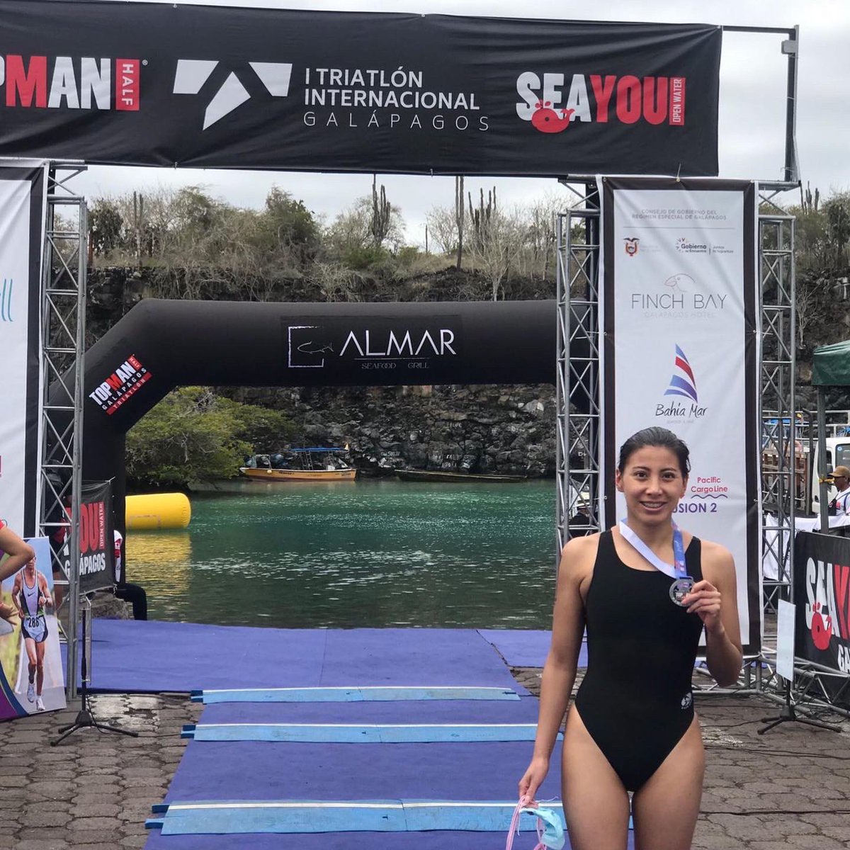 🟢 Victoria para Nataly Caldas en el SEAMAN de Galapagos en la distancia de 10km aguas abiertas categoría absoluta. 
.
Felicitaciones Campeona. 
.
✅ Club Hermanos Enderica Salgado
.
#swimming #TeamEcuador