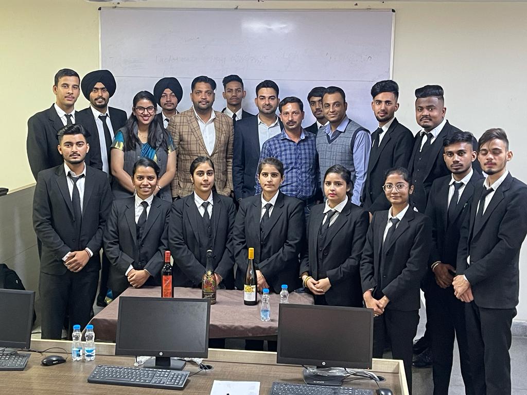 dcj_official's tweet photo. PG Department of Tourism &amp; Hotel Management , Doaba College organized Wine Symposium by Sula Wines for students of BTHM.
#DoabaCollegeJalandhar #BTHM #PrincipalPardeepBhandari https://t.co/LMHZOKZQyJ