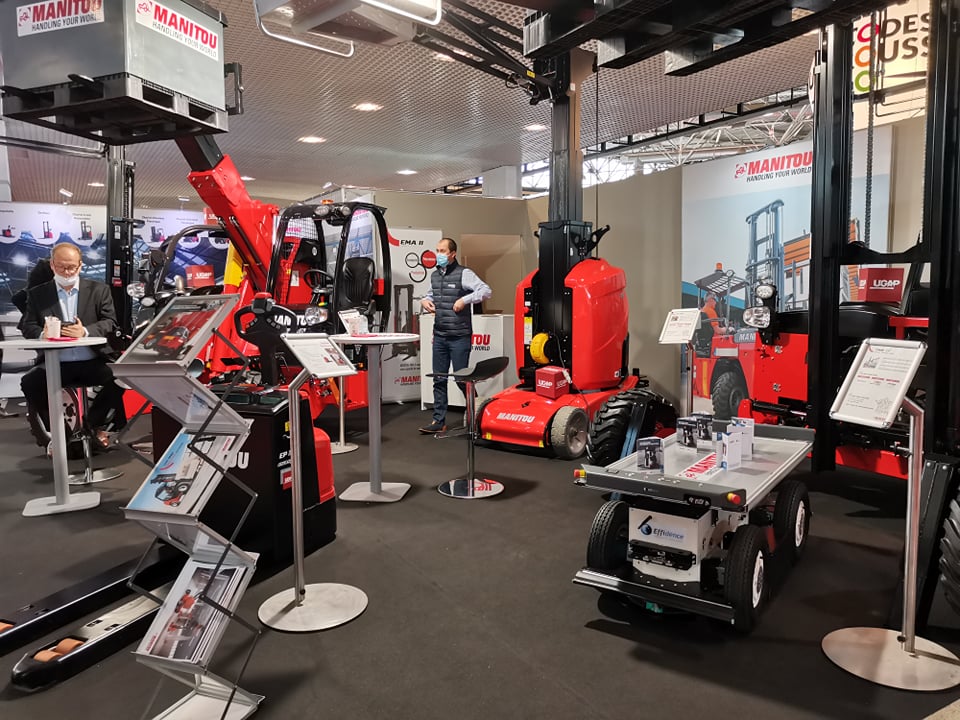 effidence's tweet photo. #EffiBOT et @GroupManitou sont présents sur le #salon @SOLUTRANS jusqu'au 20 novembre ! Ne manquez pas cette occasion de se retrouver ! ⬇️⬇️
📍Stand 3 B051
#logistique #manutention #intralogistique #robotique #AMR #automatisation https://t.co/csyIIhDij3