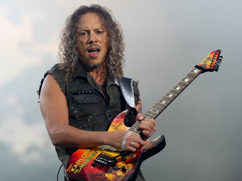 Happy 59th Birthday today to Kirk Hammett, METALLICA guitarist  11-18-1962.      