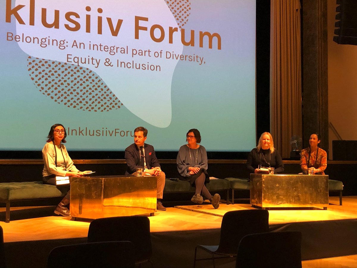 vaajakallio's tweet photo. Human centered  leadership, coaching and open dialogue between people are steps towards beloning and wellbeing in future working life. Great panel discussion at #inklusiivforum and people who are not behind a screen. https://t.co/52pVc6YEgK