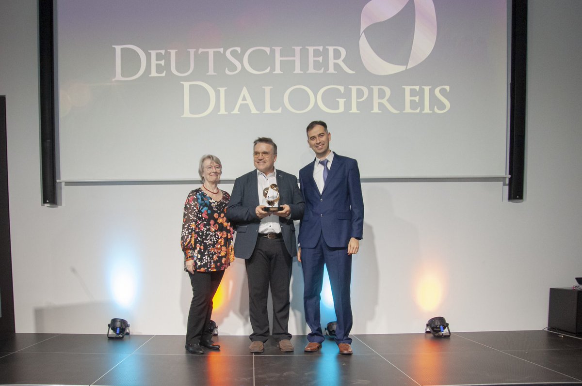 Dialog Institutionen tweet media