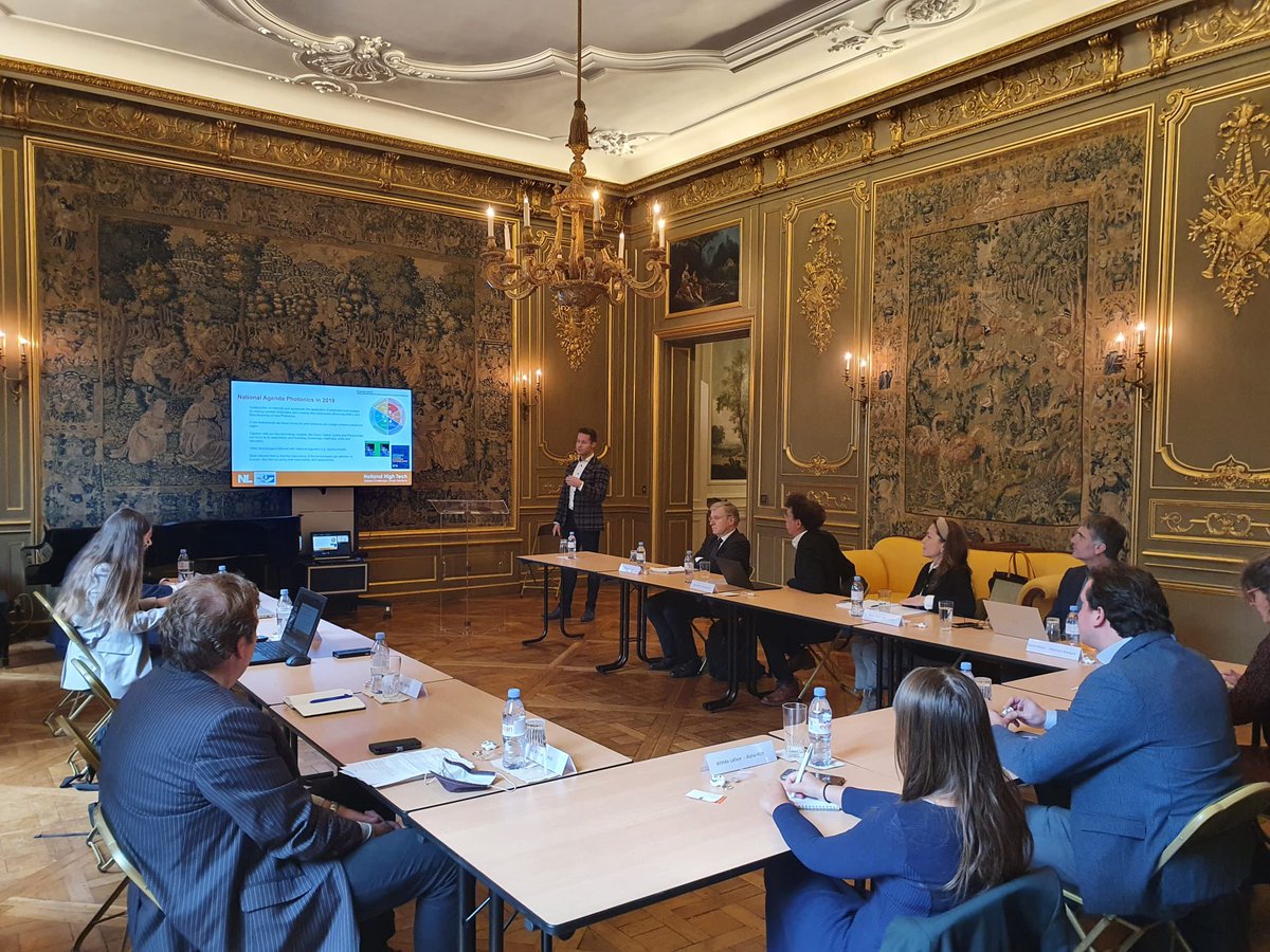 RonvdKolk's tweet photo. Thank you all for the Dutch and French presentations yesterday and the inspirational round table discussion. Many possibilities of collaboration between the Dutch and French Photonics ecosystems. Today, the first Pan-European Event in regional collaboration in Photonics. https://t.co/5obxOVZsQ7