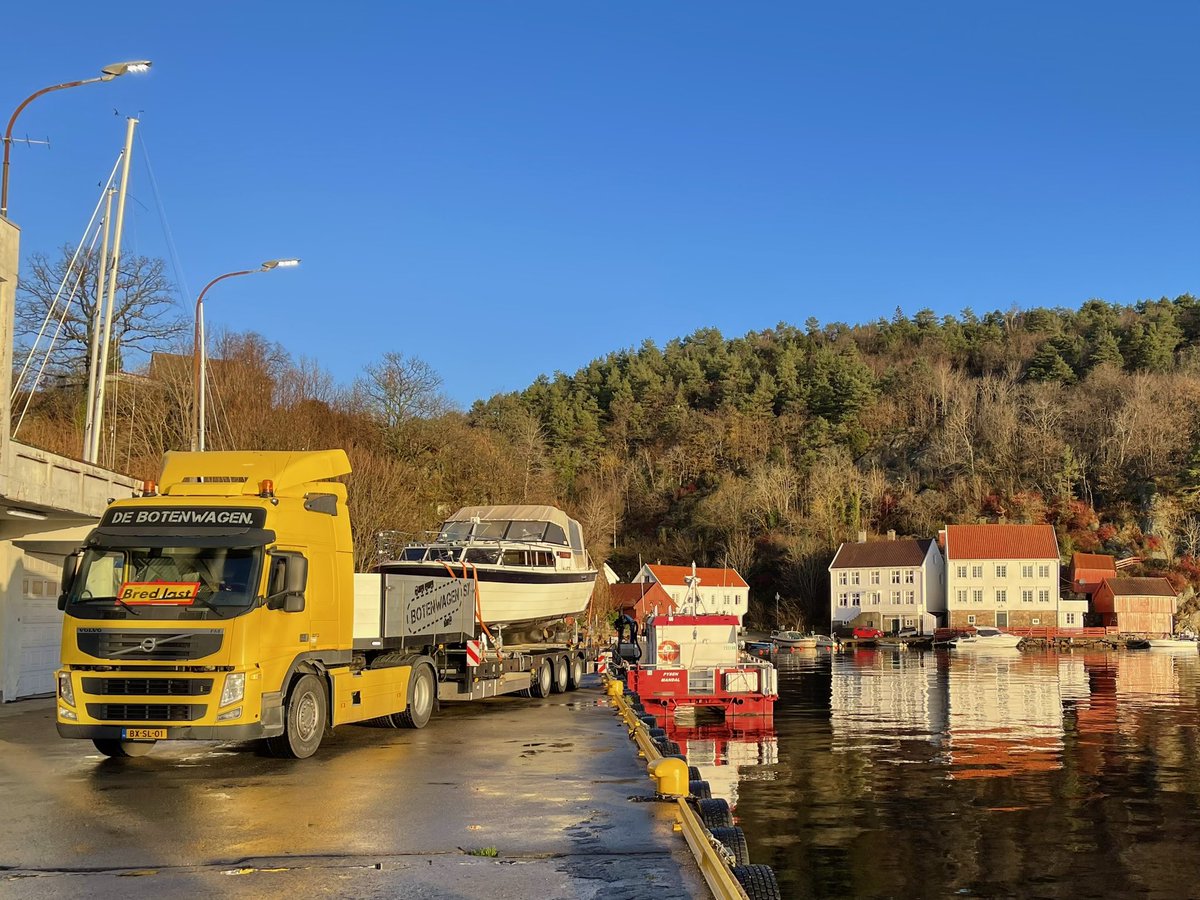 Botenwagen's tweet photo. Ook deze week was weer top! #norway #norge #norwegen #noorwegen (en #zweden) #boottransport #boattransport #boottransporte #beroepstoerist #botenwagen https://t.co/V9bph3uJZL