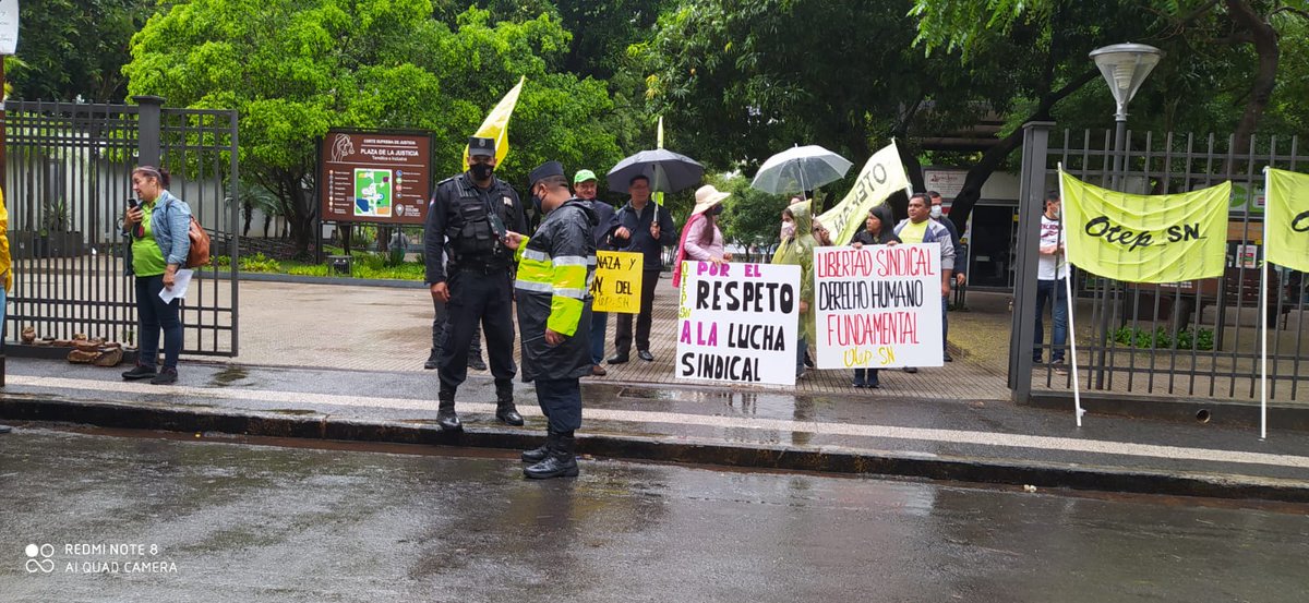 OtepSn's tweet photo. PRESENTACIÓN DE RECURSO DE AMPARO CONTRA AMENAZA DE DESCUENTOS ante el Juzgado de Paz 1ra. Instancia del Poder Judicial #Libertadsindicalderechohumanofundamental #NOaldescuentodelMEC #nuestrospasossiguenfirmes https://t.co/oFD8MK7gK2