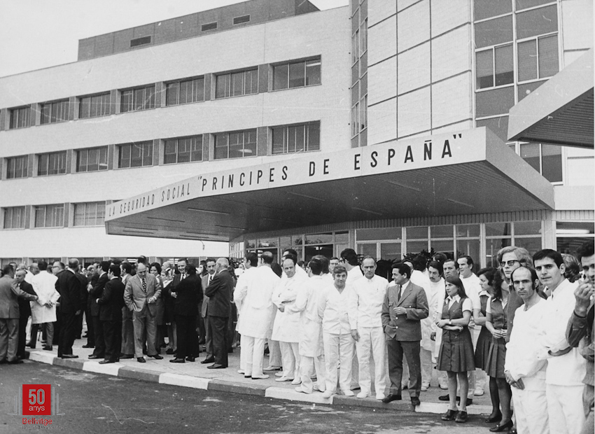 #50anysHUB | Una solemne inauguració a l'ús El 8/11/1972 es va inaugurar, amb el corresponent protocol, l'Hospital amb la visita de Joan Carles i Sofia, aleshores prínceps d'Espanya, i del Sr. Licinio de la Fuente, ministre de Treball i Seguretat Social 🔗 mtr.cool/wzllhupold