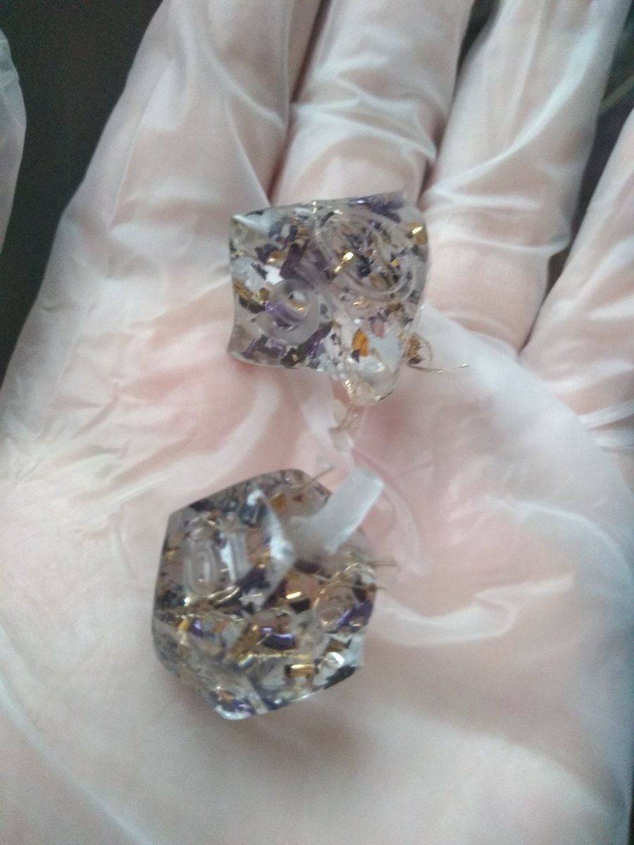 SlothHeadDesign's tweet photo. Well this is my day ruined! Dice making is a lot harder than it looks! https://t.co/y3djpgzGZl