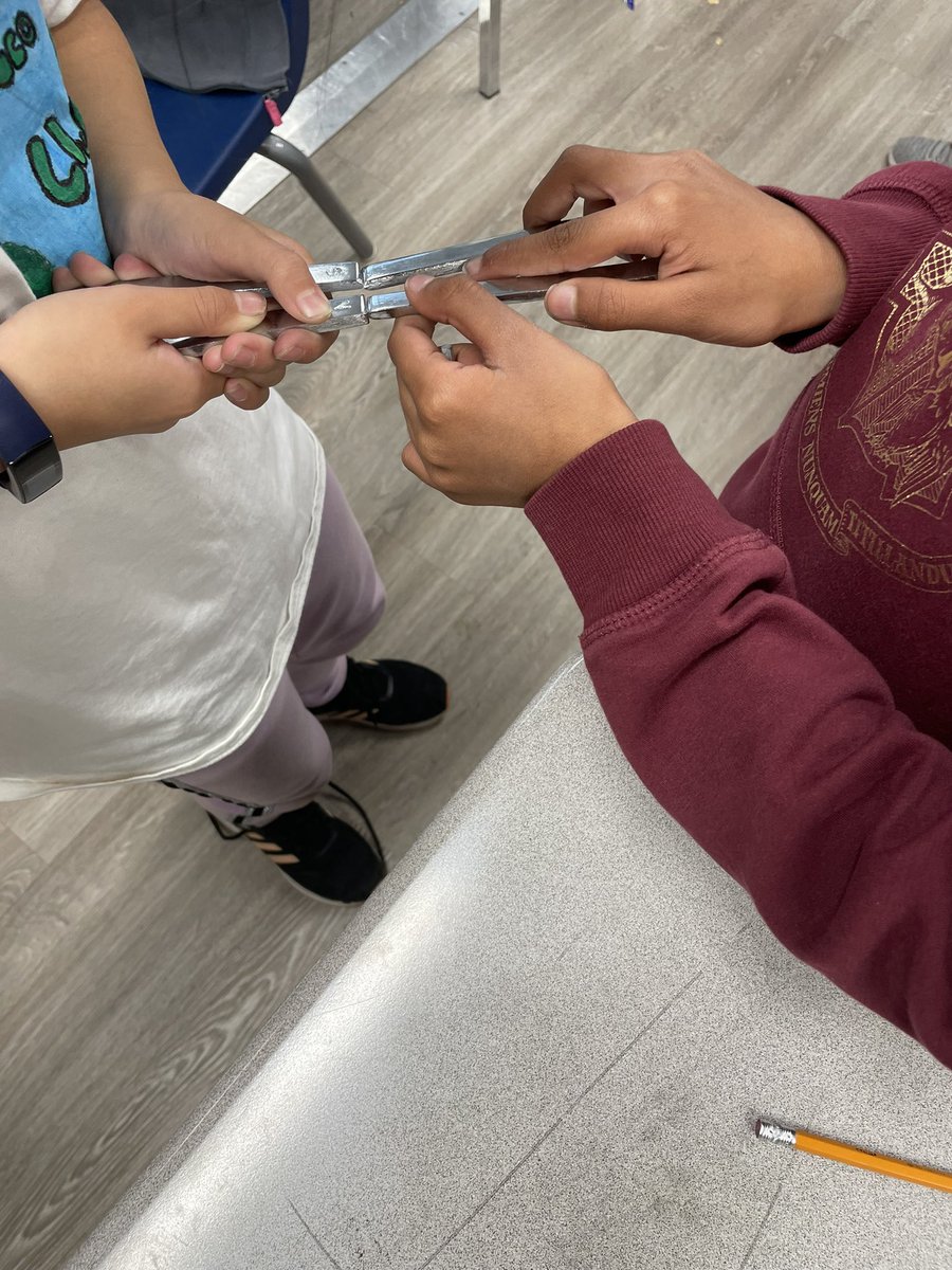 MmeLeiningen's tweet photo. Ask your Grade 3 if opposites attract! This week, we are focusing on magnetic force and looking into whether our magnets ‘attire’ or ‘repousse’! 🧲 https://t.co/MgFHV03nGM