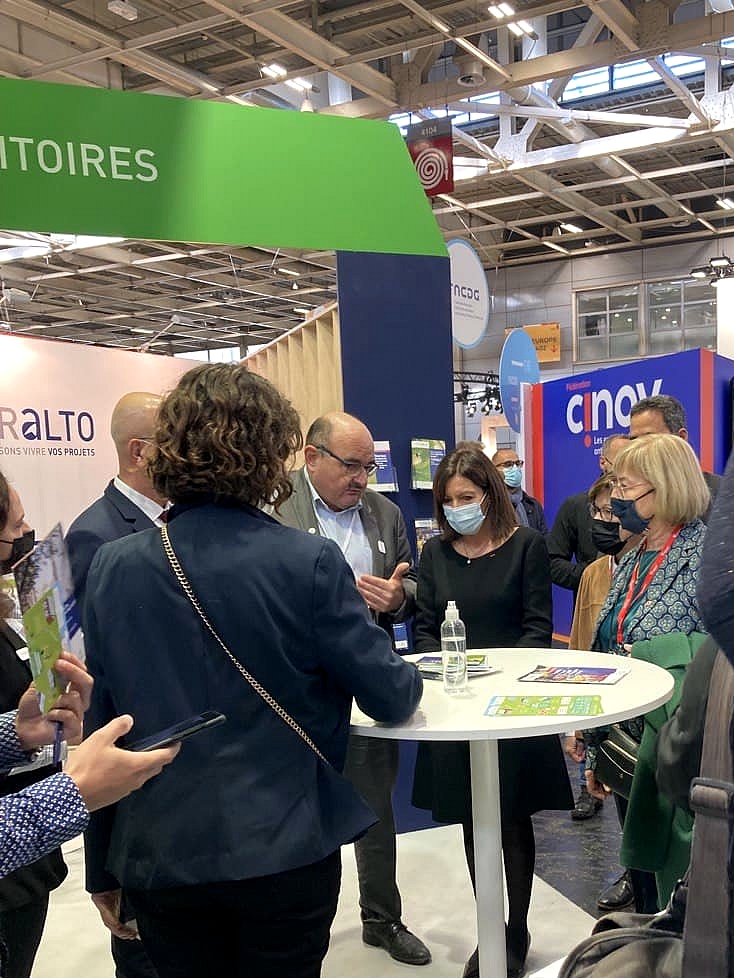 Agri_Normandie's tweet photo. 📣 #SMCL : Les  @Agri_Normandie sont au RDV !

➡ Nos équipes d'experts #TERRALTO mobilisées
🤝 Des rencontres riches avec des élus, des acteurs des filières, des intervenants dans la restauration collective...

🔎Découvrez l'offre TERRALTO 👉 https://t.co/krnCklz6Uv https://t.co/LeusvRZFSo