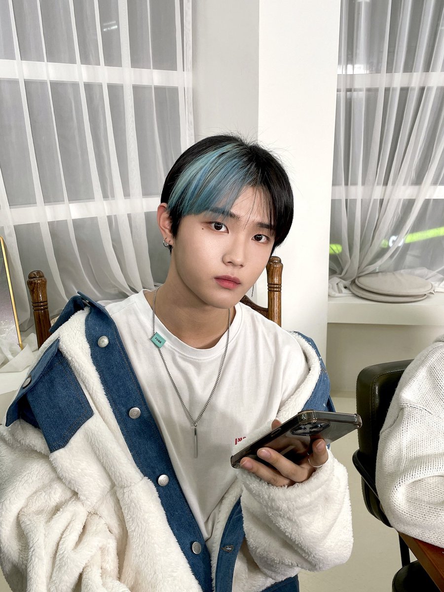 TheKingDom_GF's tweet photo. [CHIWOO👑]

울 킹메ㅎㅎ 보고싶다 진짜루😿😿❤️❤️
잘자요 킹메~~😘😘

#KINGDOM #킹덤 #CHIWOO #치우 https://t.co/AzPl4KOA1a