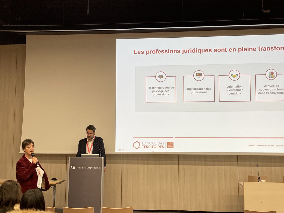 Patricia Havy et Sébastien Laffitte direction de la transformation numérique et de la stratégie digitale nous présentent la legaltech Banque des Territoires à l’occasion du salon « les rendez vous transformations du droit » au palais des congrès à Paris. ⁦<a href="/BanqueDesTerr/">Banque des Territoires</a>⁩