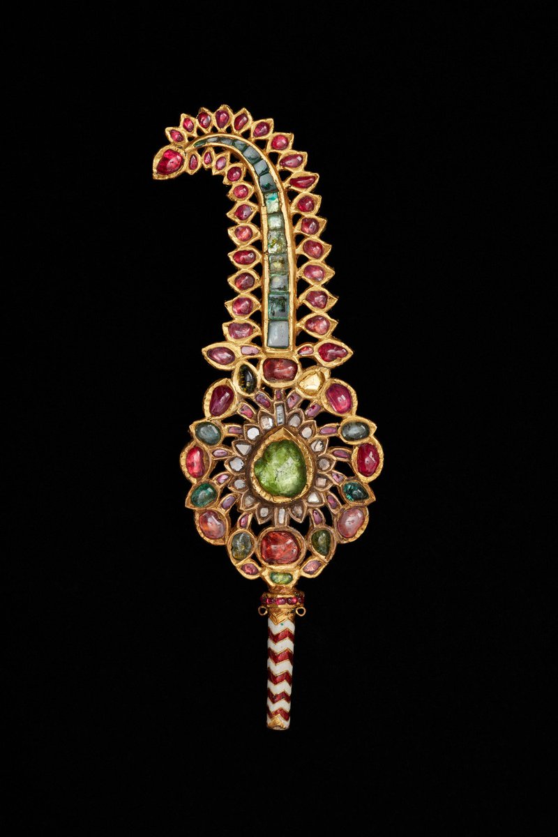 ssharadmohhan's tweet photo. Shopping for my daughter's big fat #Punjabi wedding on 28th Nov is underway. Big learning experience buying jewelry.
BTW, best objects are already in museums, like this 18th century 'Turban Ornament' from #Jaipur or #Murshidabad now at #DavidCollection.
@ranjona @Peachtreespeaks https://t.co/O2U5kyJaII