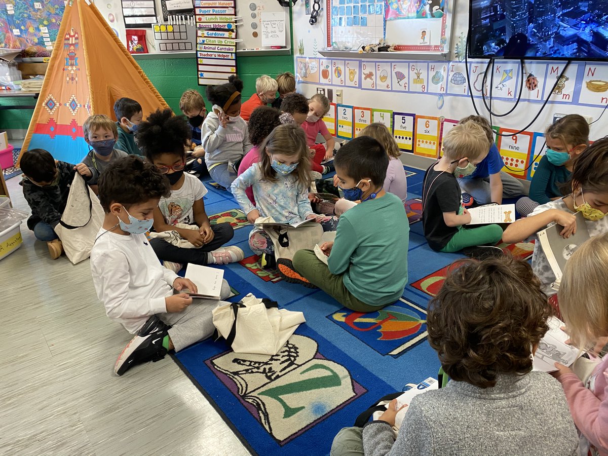 It’s partner reading time and the buzz is beautiful! <a target='_blank' href='https://t.co/3KFt2Vcgd5'>https://t.co/3KFt2Vcgd5</a>