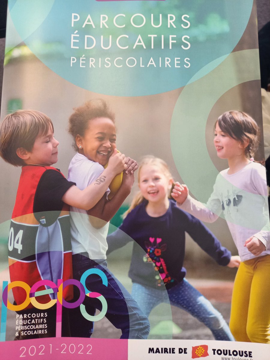 Cisali31's tweet photo. @Cisali31 s'engage dans le parcours #PEPS de la @TlseMetropole @Toulouse pour former à la mallette "Trop moche mais trop bon" https://t.co/CyyyuvES2J https://t.co/Uy5WElQFyZ