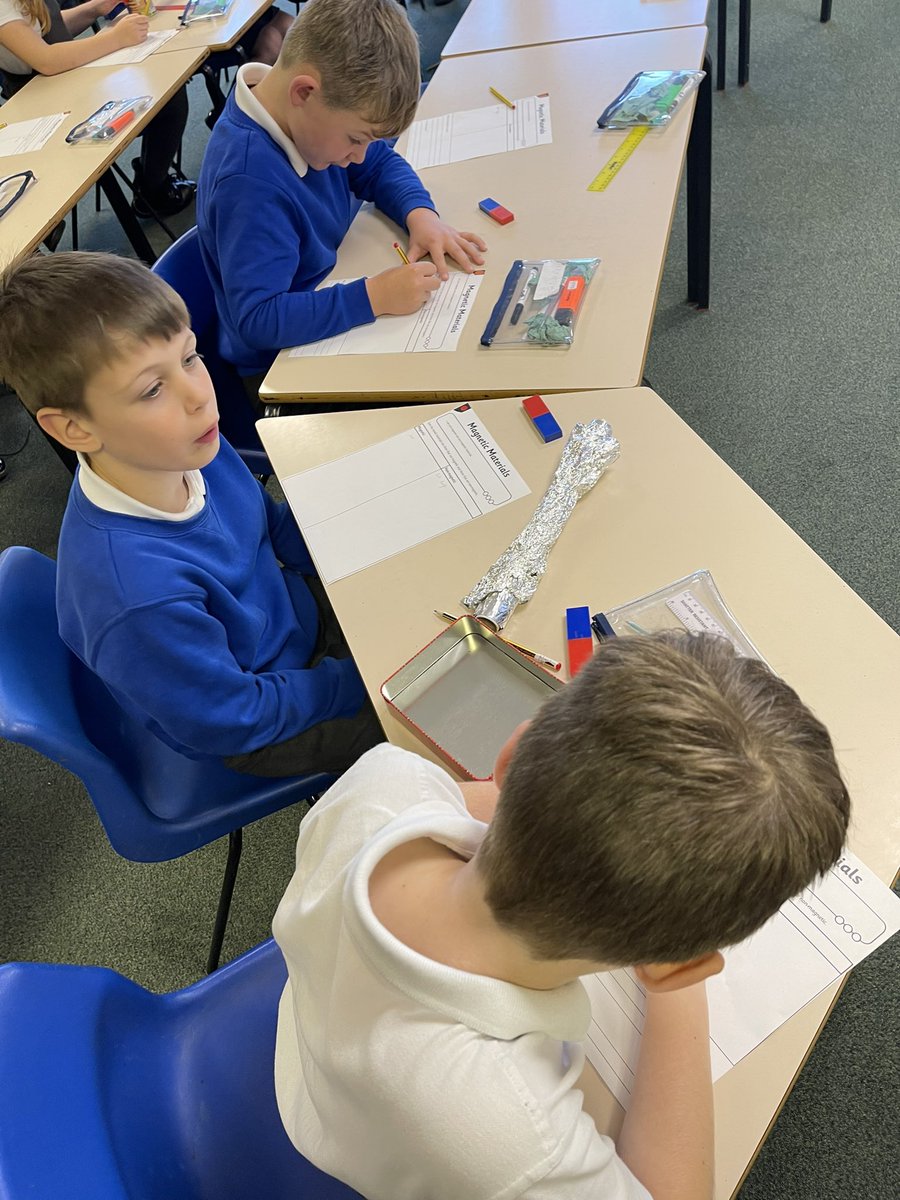 AcklamWhin's tweet photo. Class 8 are investigating magnetic and non-magnetic materials this afternoon. #mightymetals #forces #Year3 #science https://t.co/i8nFmXikIv