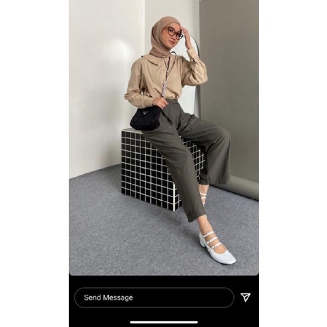 muhaibra's tweet photo. Saya menjual Calla Blouse seharga Rp155.000. Dapatkan di Shopee sekarang! https://t.co/Dyh2gIIpHK #ShopeeID https://t.co/OJuIWuMXqN