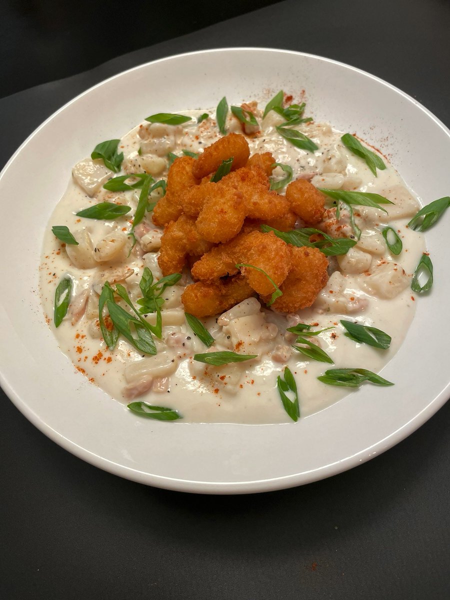 PierSideSeafood's tweet photo. Today is a perfect day for a nice bowl of chunky chowder and how about some shrimp on top.￼���
Item 73120 - Panko Breaded Popcorn Srimp
#piersideseafood￼ https://t.co/M5yMDdJlho