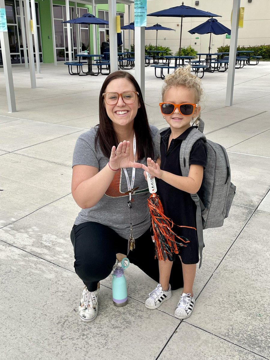 Mrs. Danielle Clark tweet media