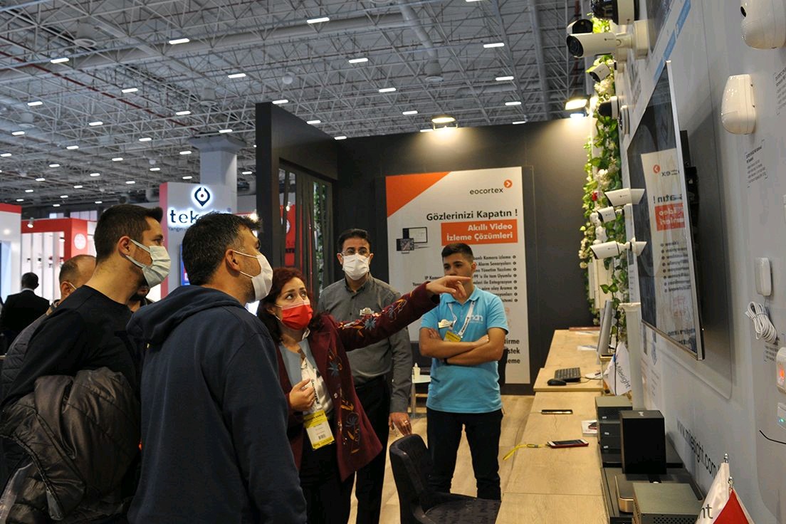 HanElektronik's tweet photo. A-TECH Akıllı Bina Teknolojileri Elektrik Sistemleri Fuarı bugün başladı! Han Elektronik ailesi olarak 1.Hall A-8'de fuar katılımcılarıyla birlikteyiz. #hanelektronik #atechfuarı #spy #averfire #honeywell #milesight https://t.co/DK0ATrQ0fu