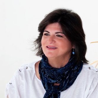 PaolaCabezasC's tweet photo. Frontal, militante incansable por las causas del pueblo y de una economía al servicio de la gente. Una pérdida que duele y que deja un legado que estamos obligados a mantener vivo.
¡Hasta siempre, Ma. Elsa! https://t.co/mPSoNkso8N