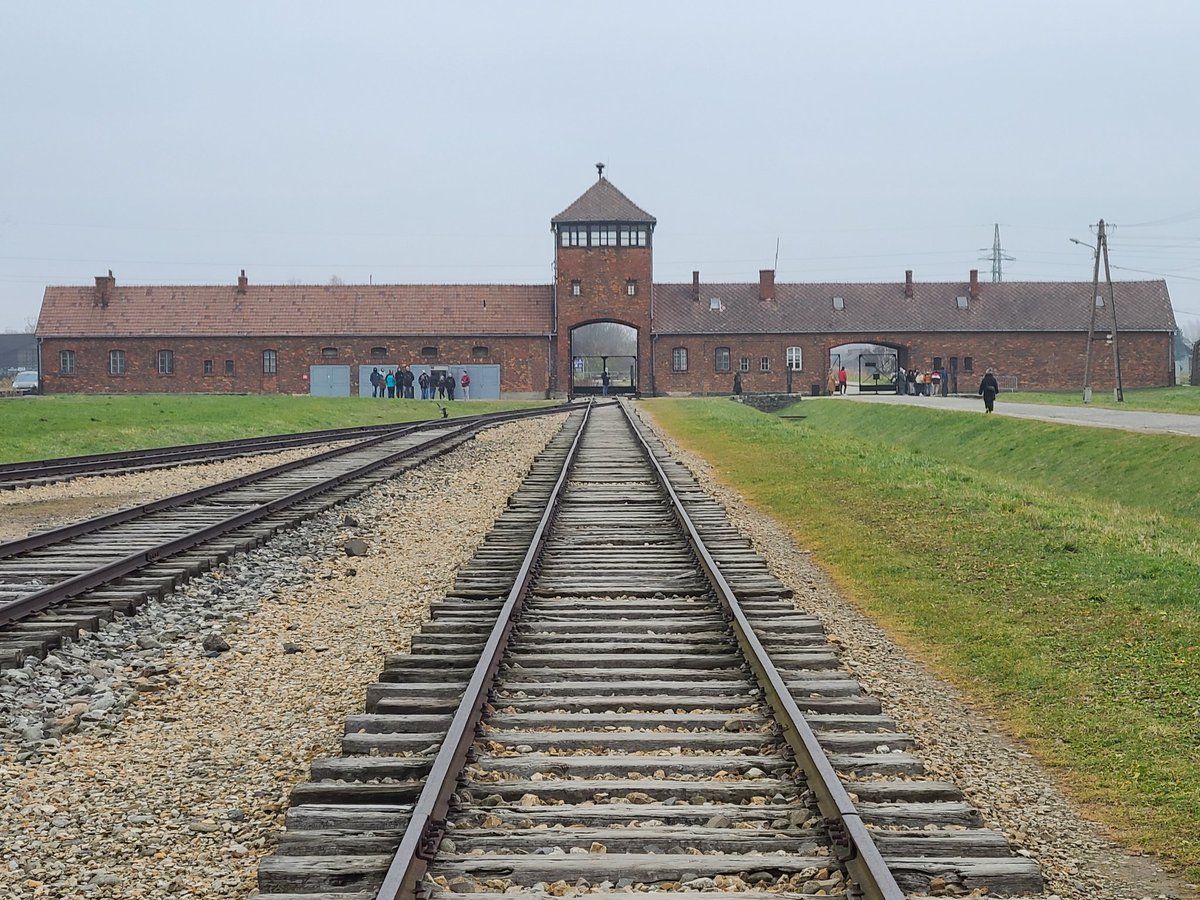 Ben_Drinking's tweet photo. Aushwitz. I don't have the words. It's not an easy trip to make, but necessary https://t.co/CMyM8FiRkr