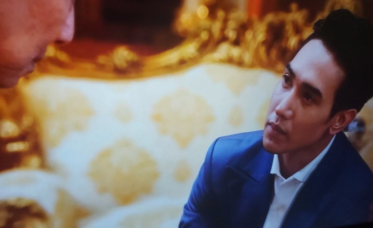 ttpwhale's tweet photo. อิเหี้ยขนลุก มิติละครใหม่ พระเอกเรียกตำรวจมาจับพ่อแต่ก็ผูกเชือกร้องเท้าให้พ่อเป็นครั้งสุดท้าย กราบเท้าพ่อเป็นครั้งสุดท้าย ถึงพ่อจะเคยทำดีให้นับครั้งได้แต่ก็ยังพูดว่า "ผมไม่ได้เกลียดพ่อถึงขนาดที่เห็นคนว่าพ่อแล้วจะไม่รู้สึกอะไรนะ"

อิเชี่ย ปัง ปังสุดใน2021แล้วมั้ง
#กระเช้าสีดาตอนจบ https://t.co/jmBYNJx5Yy