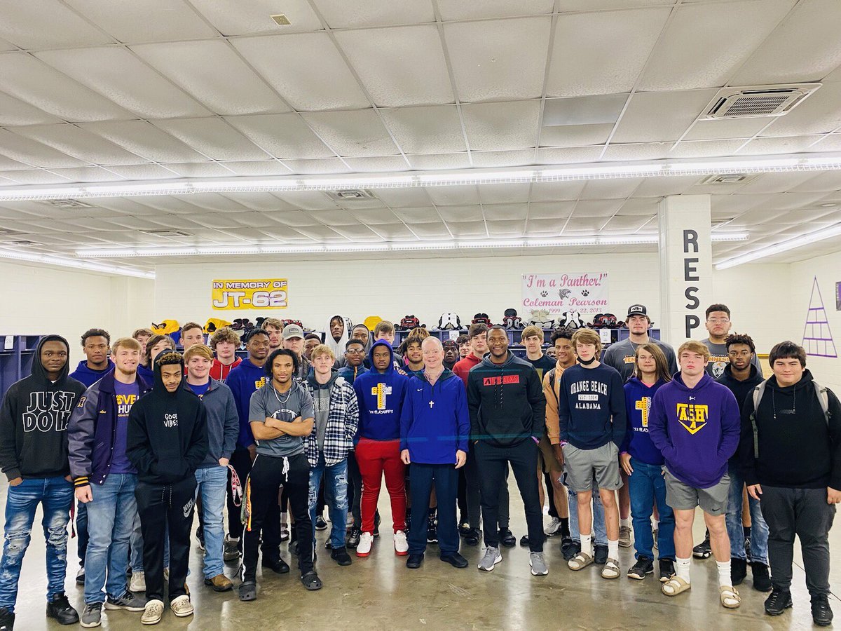Honored to share in morning devotional with the Panther football team, Brother Jim Cross, &amp; <a href="/ThankfulCoach/">Coach Matt Richardson</a> this morning! Good luck to our Panthers tomorrow night! 💜💛🏈🙏 #Ashdown #BeLikeCJ #LookAtGodGo #Impact <a href="/BeLikeCJFounda1/">BeLikeCJFoundation</a>