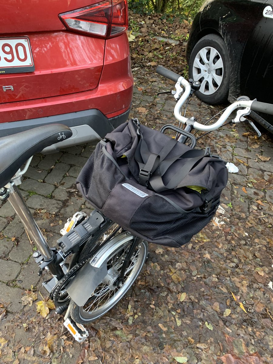 samlkou's tweet photo. Fin du #TheBikeProject #Uccle
Merci @ProVelo_be pour cette expérience unique.
Des sueurs sur les montées, des équipements adaptés à prévoir et découverte de nouveaux itinéraires 🚲
Mais surtout beaucoup de plaisirs à rouler 🤩
Je n’en tire que du positif 🤗 https://t.co/7ZdicL2Bx2