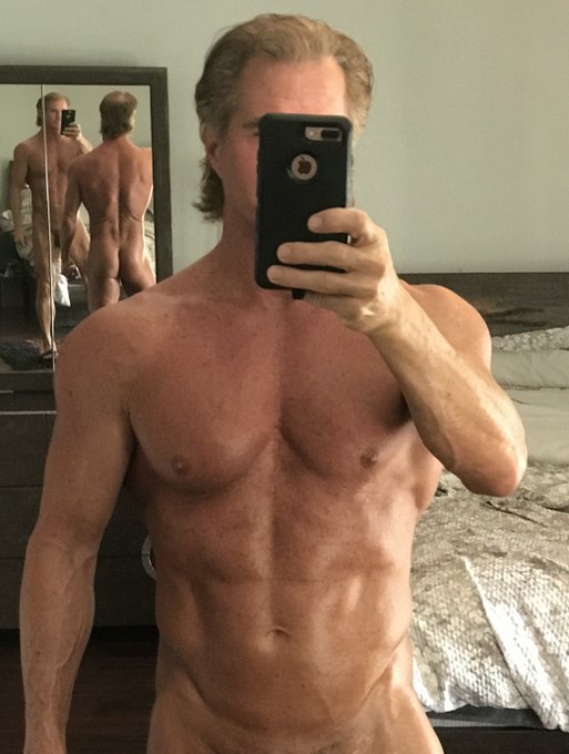 Happy "Who's Your Daddy" Day! #Daddy #bigdickpower #hunk #bigdickshowoff  Naked LIVE @ https://t.co/Rj2TLy6gL0<a href="/tag/daddy"class="tags">#Daddy</a><a href="/tag/bigdickpower"class="tags">#bigdickpower</a><a href="/tag/hunk"class="tags"><span>#hunk</span></a><a href="/tag/bigdickshowoff"class="tags"><span>#bigdickshowoff</span></a>