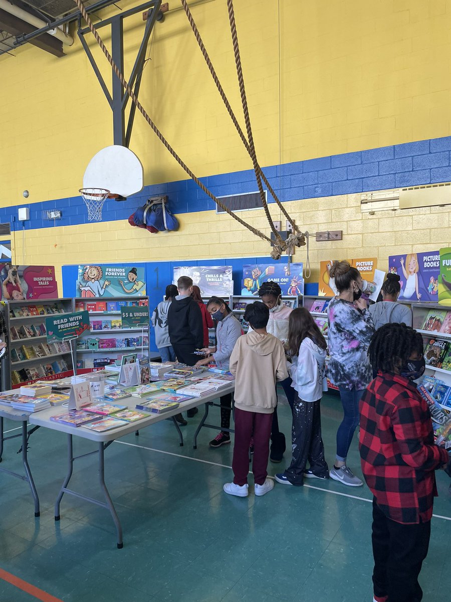 Enriching our life long readers ❤️ Thank you <a href="/22YonkersNY/">School 22 Yonkers NY</a> PTA!!!! <a href="/quezada1229/">Dr. Edwin M. Quezada</a> <a href="/RcollinsJudon/">RoseAnne Collins-Judon</a> <a href="/YonkersSchools/">Yonkers Public Schools</a>