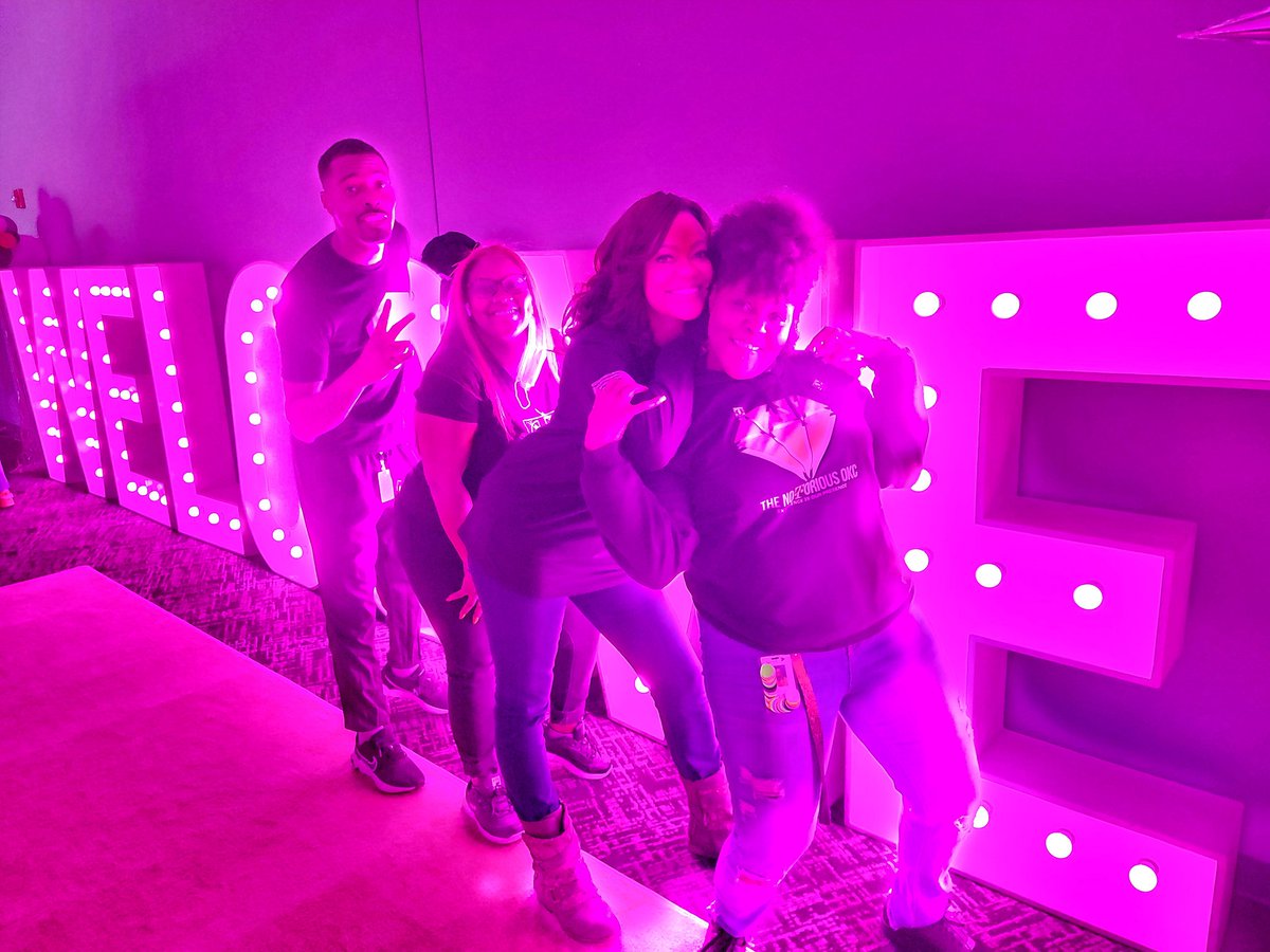 TishJ143's tweet photo. It is so good to be back home with my Magenta family!#C10 #NotoriousOKC #SquadUp#OKCTownhall @Jbetyou @auntgoosey74 @a_lo_77 https://t.co/U6TXq8eyWT