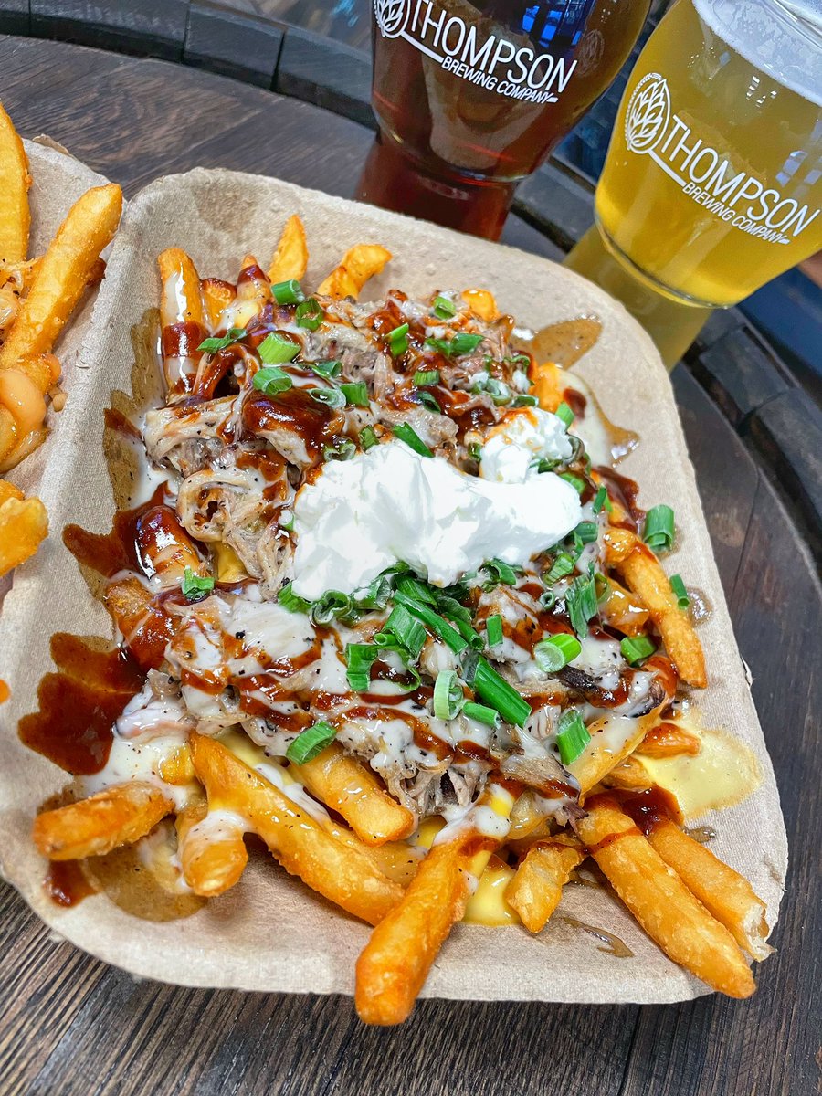 ThompsonBrewing's tweet photo. You have to try our PORK FRIES! 🍟 Made with our signature smoked pork we make in-house and covered in our scratch made cheese, sweet savory white bbq, and hickory bbq sauces!
🎵 @jeffkaale
#beer #brewery #bbq #pulledpork #barbecue https://t.co/eZGXMnMqx8