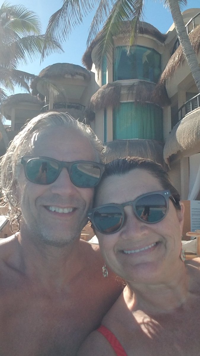 CoyLickliter's tweet photo. Happy Birthday to the love of my life! Thank you for all the fun &amp; joy you bring &amp; cheers to more! I love you Annie! https://t.co/7JoKox8yAl