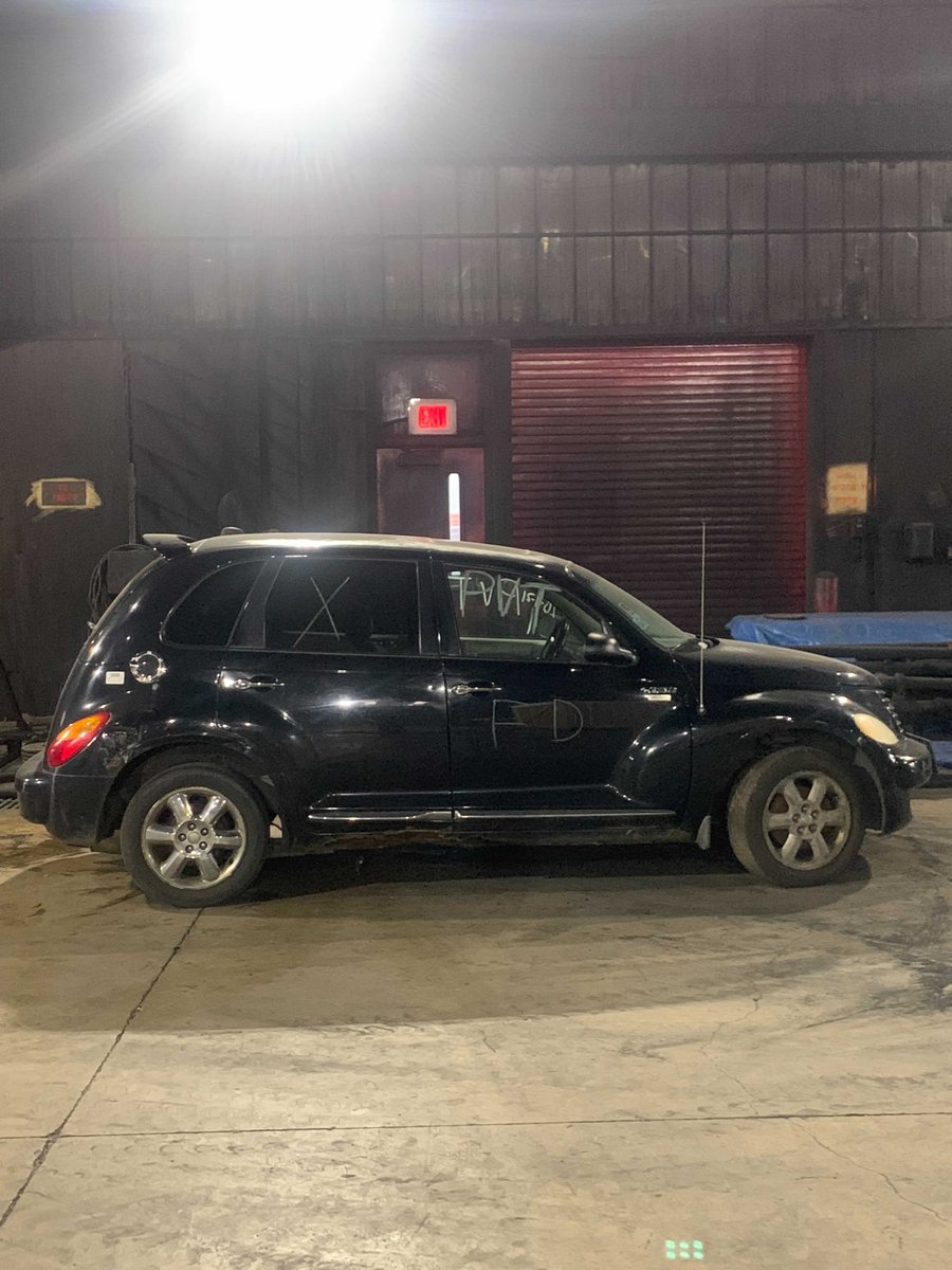 FSRI_org's tweet photo. Today, FSRI is examining the effect of ladder fuels on building to building flame spread as part of the "Heat Transfer from Structure Fires" project. This test utilized a car to represent a common fuel that would be in a residential neighborhood. https://t.co/zROzZge4dT #WUI https://t.co/xAuws1bSPs