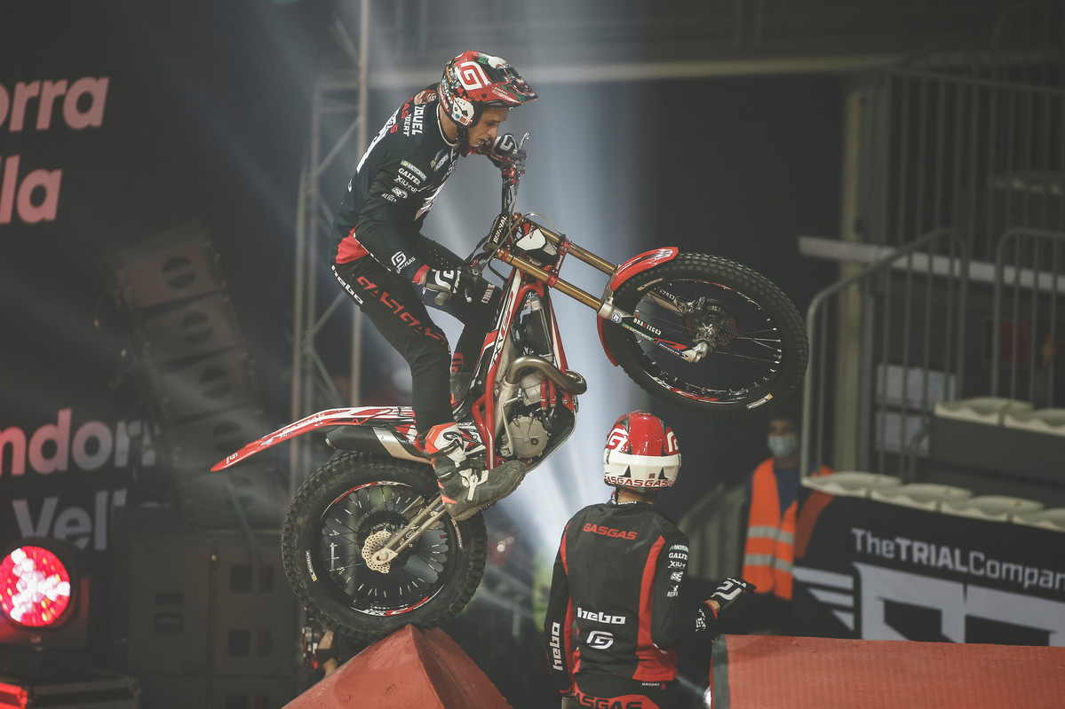 ¡Volvemos a la catedral! Terminamos la temporada en el <a href="/PalauSantJordi/">Palau Sant Jordi</a>, puro show  🤘🎪

We come back to the cathedral! Finishing the championship at <a href="/PalauSantJordi/">Palau Sant Jordi</a>, pure show  🤘🎪

#MG56
<a href="/XTRIALlive/">X-Trial FIM World Championship</a> 
<a href="/BCN_esports/">BCN Esports</a>