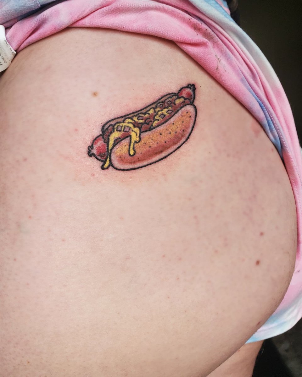 BirrrrItsCold's tweet photo. Also I've wanted an ass tat for years and my dream finally came true! 😎 https://t.co/5BJ4VB9Jga