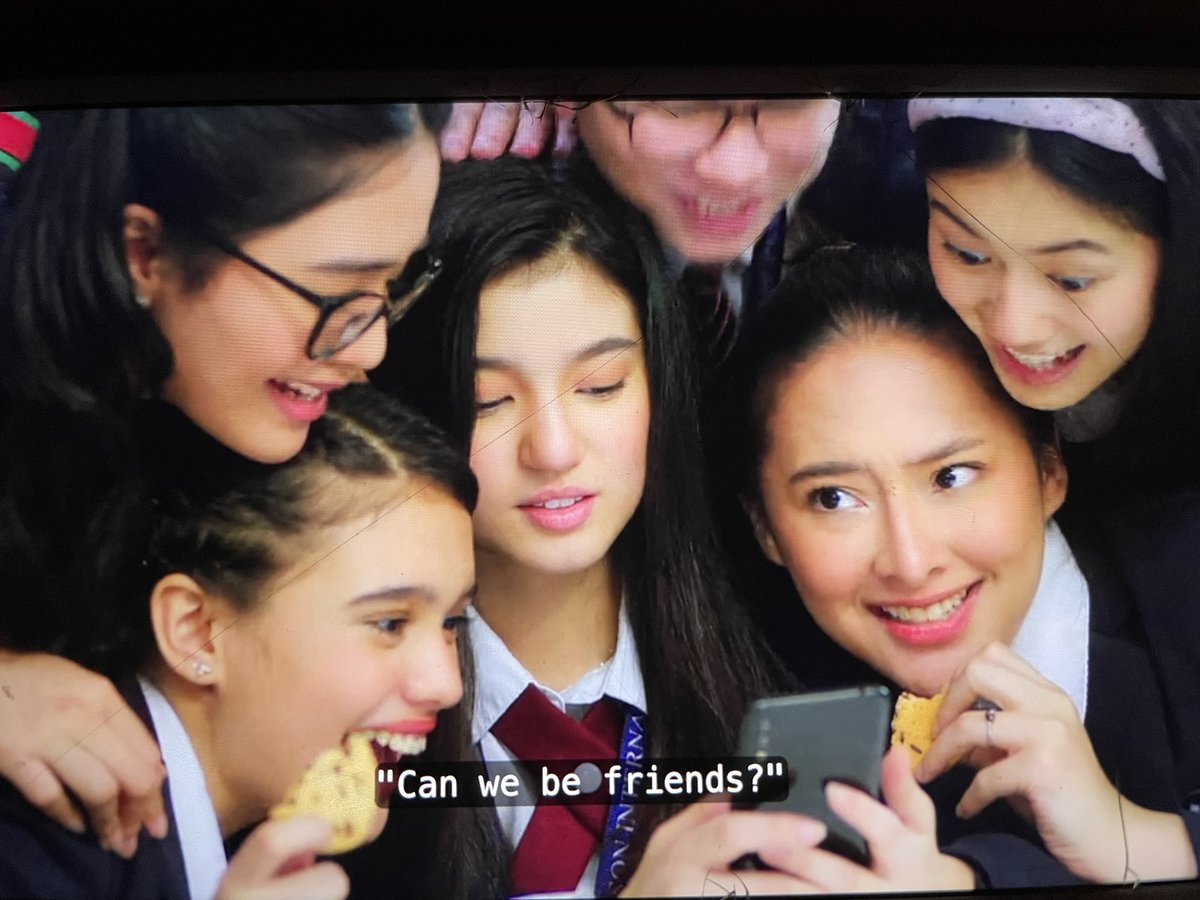 ChristineBBabao's tweet photo. Kyut Kyut ng eksenang ito. #BarkadaGoals #HesIntoHerOnNetflix #HesIntoHer #DonBelle https://t.co/Qn4zbI7N1x