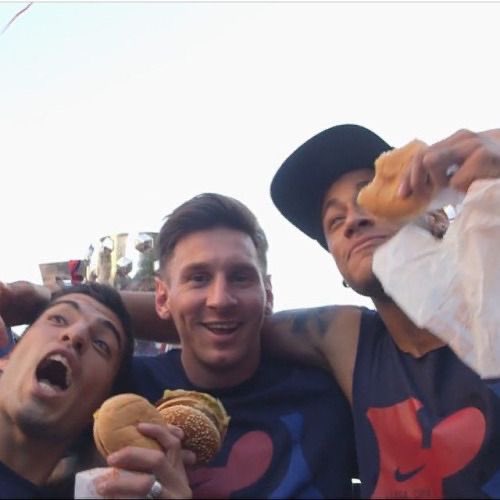 lanchinho com os cria