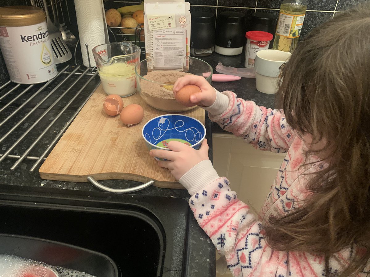 ClareLybo's tweet photo. Book bingo this week - Amelia chose to read and follow a recipe for chocolate fudge cake @MrsLancsStMarys xx https://t.co/ACq34edsad