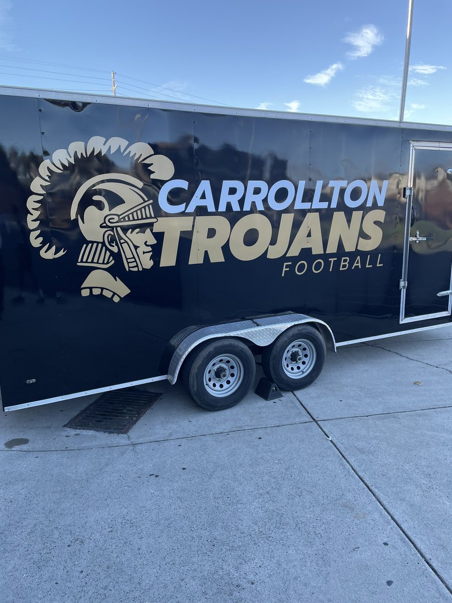 Coach_JMonty's tweet photo. @Carrollton_High traveling in style with a fresh paint job! #GoldStandard #HowYouDoAnything https://t.co/jO6xaElEd5