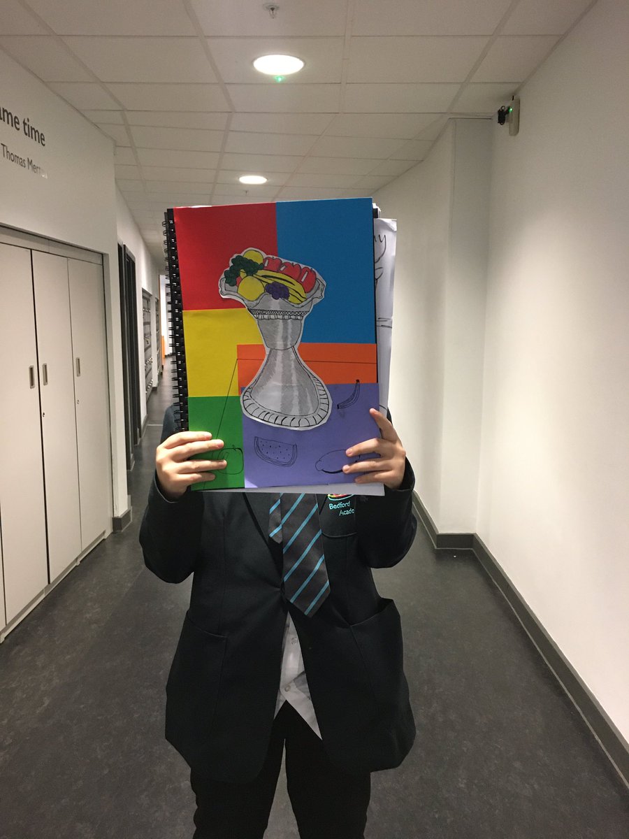 BAartdepartment's tweet photo. Some Amazing final paintings from our Year 9 students! Here is a small selection of how our students have tackled Component 1 and the final pieces they have made in response! The Arts department are beyond proud @Bedford_Academy #bedford #bedfordacadmey #bedfordacadmeyart #btec https://t.co/9At86zHlLq