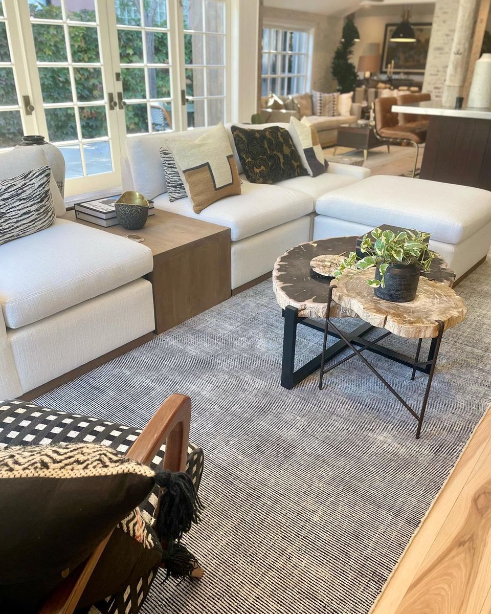 refinedcarpets's tweet photo. We worked with a local interior designer to create this beautiful custom area rug. Our team helped bring her incredible vision to life, and we’re so pleased with how it looks in its new home! If you’re looking to have a custom rug made, please contact us or visit our showroom. https://t.co/Gfwl9BVGkO